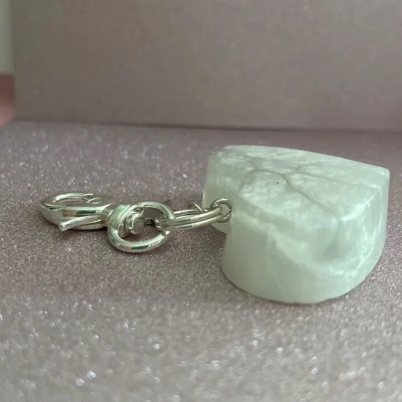 Keychain - Picture 6 of 8